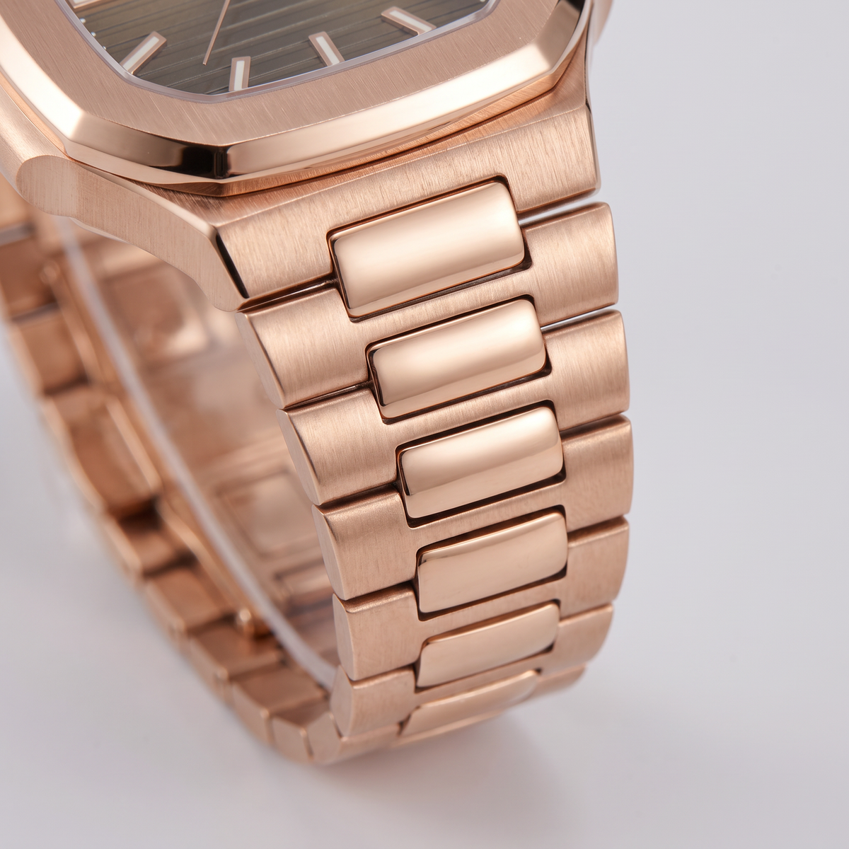 Corgeut Hollis Square watch detail