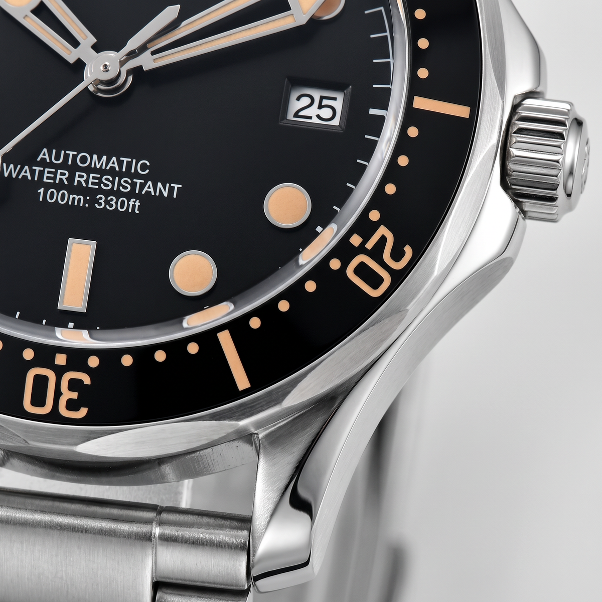 Corgeut Penrose Diver 41mm watch detail