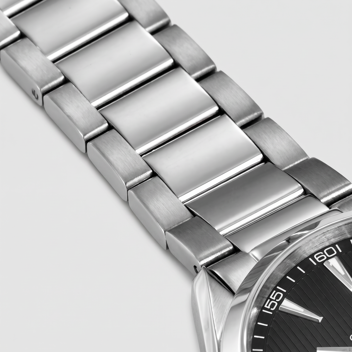 Corgeut Calder Automatic watch detail