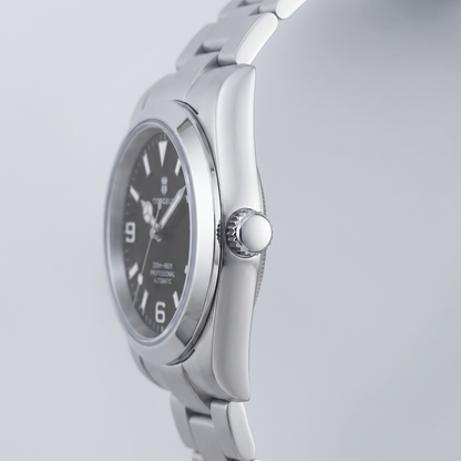 Corgeut Fenwick Automatic 36/39mm watch detail