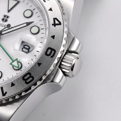 Corgeut Winslow GMT 40mm watch detail